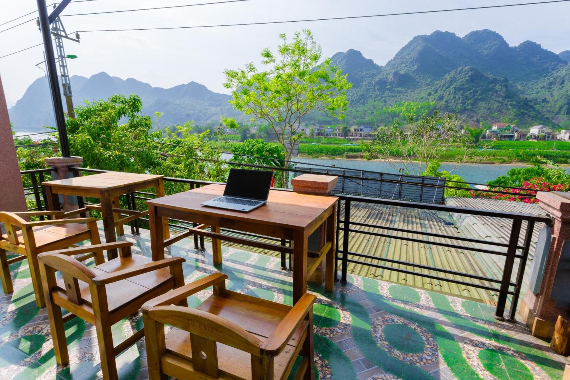 Son River Homestay Phong Nha Exteriör bild