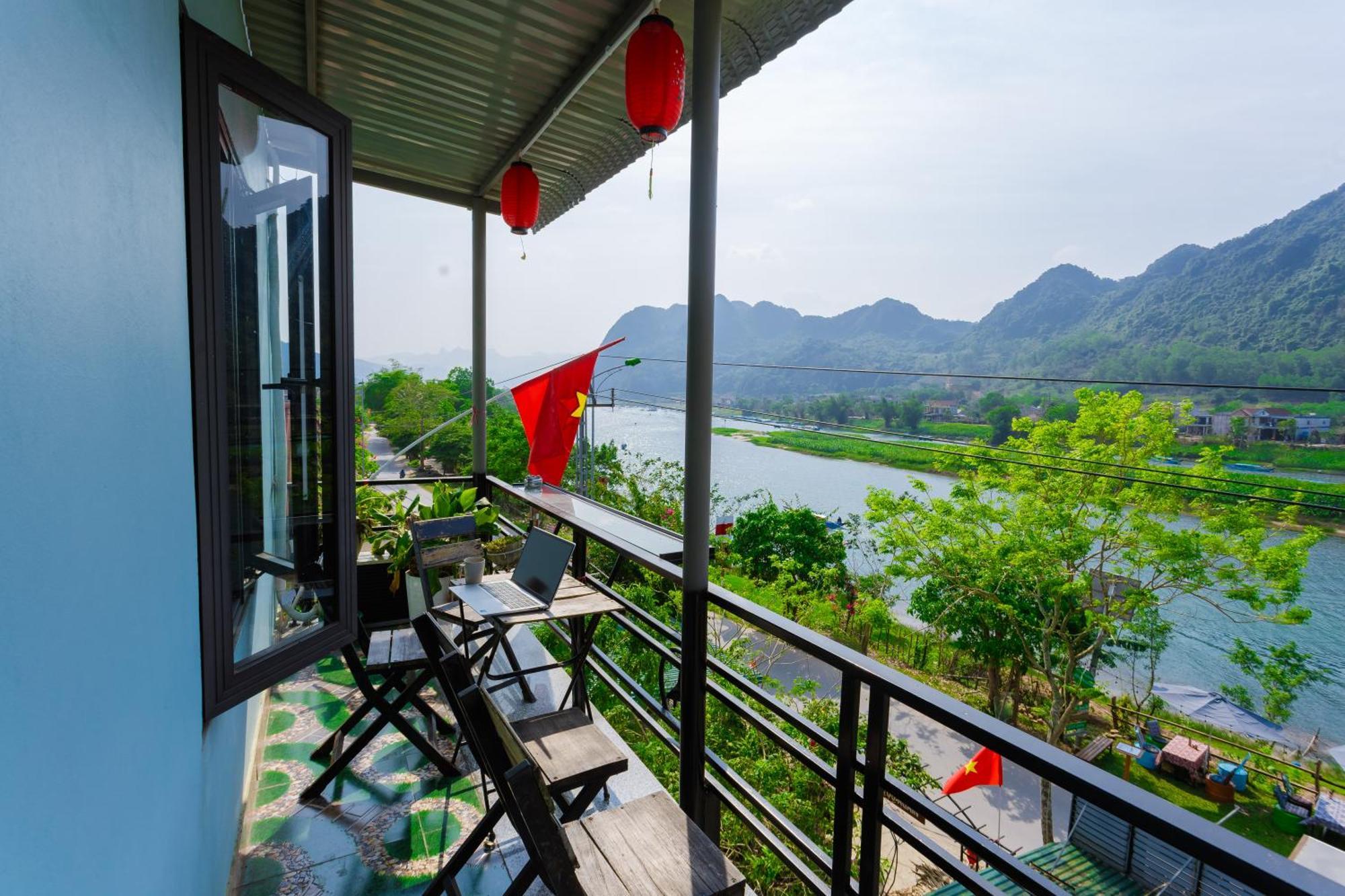 Son River Homestay Phong Nha Exteriör bild