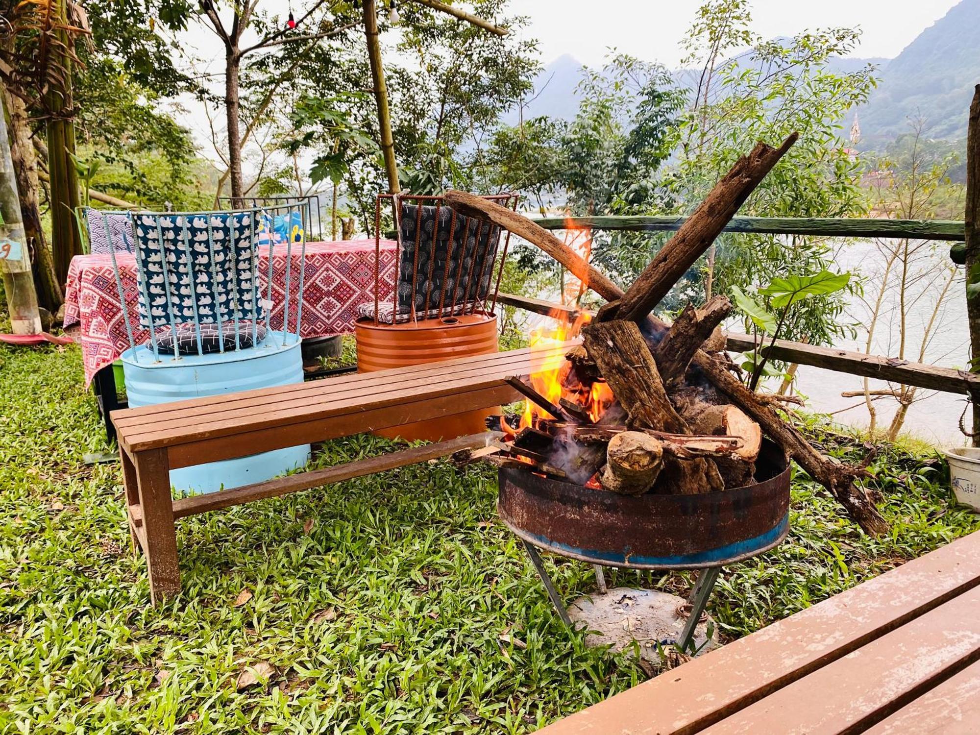 Son River Homestay Phong Nha Exteriör bild